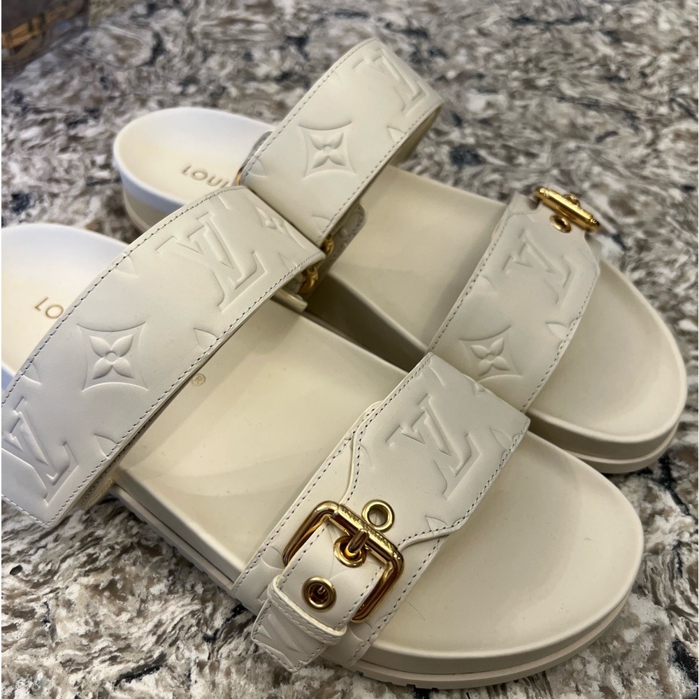 Louis Vuitton Bom Dia Sandals Ivory NWT